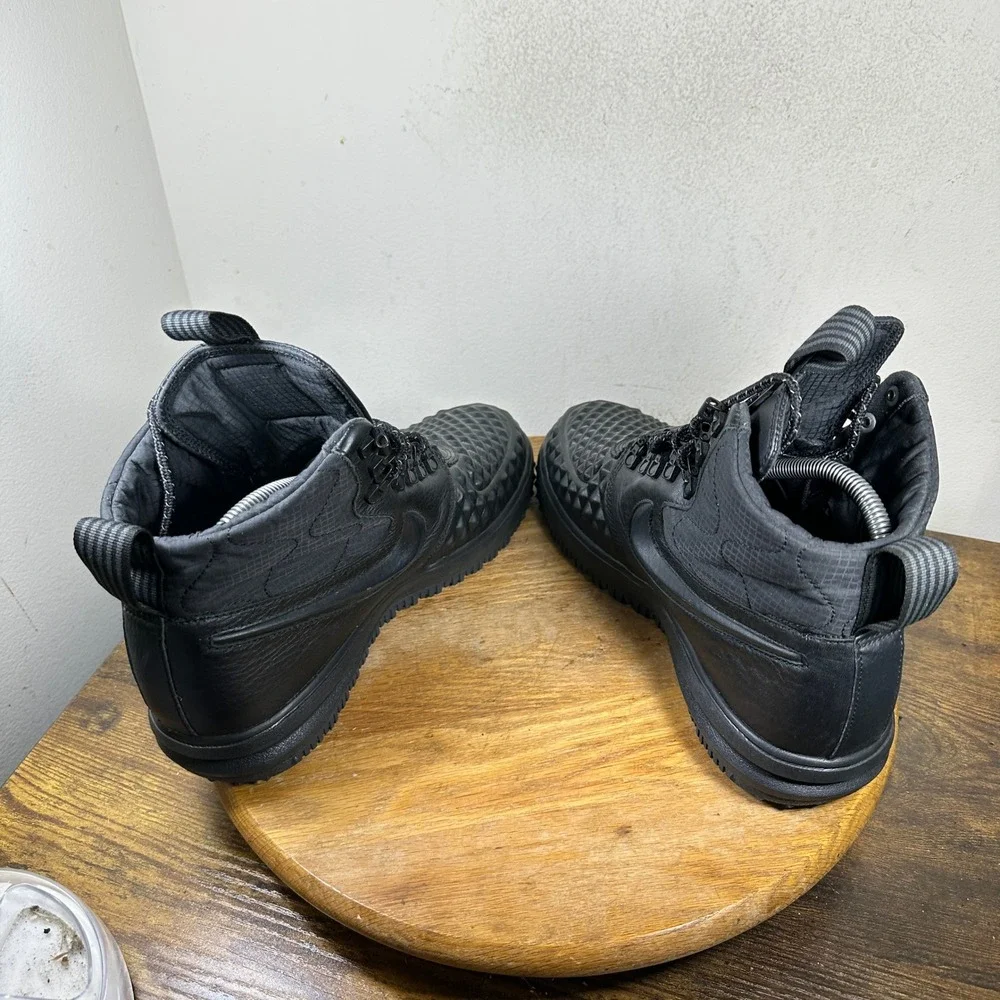 Nike lunar force